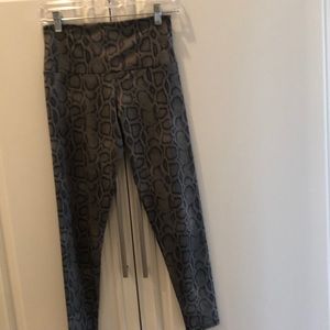 Onzie leggings